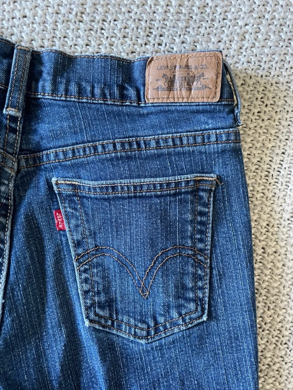 501 Indigo Levi’s - Picture 8 of 9